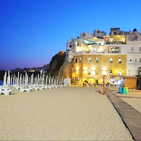 Ocean Breeze Rooms, 알부페이라