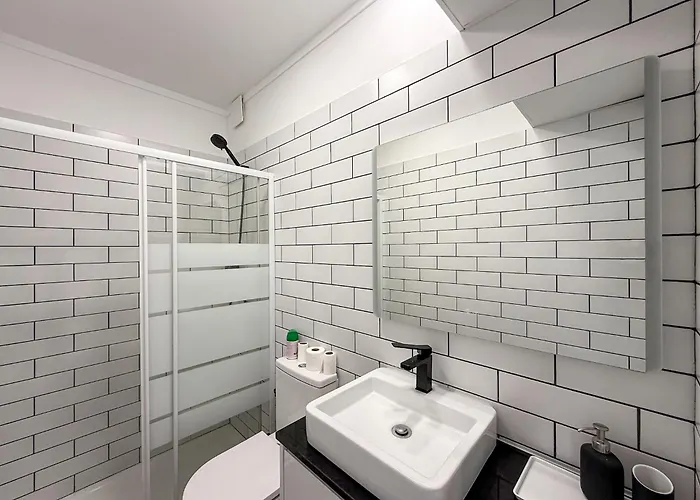 Ocean Breeze Rooms, Pensión